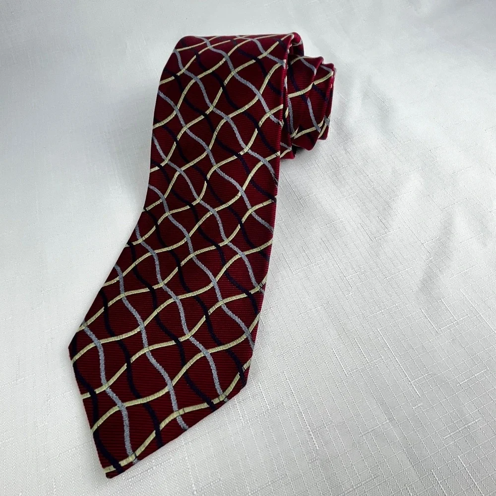 Hickey-Freeman Necktie Mens Red Woven‎ Silk Geometric Lattice Made in USA